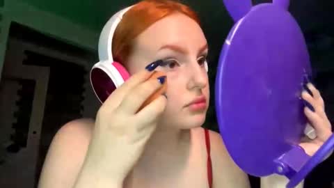 cutiestginger online show from 09-17-25, 06:20
