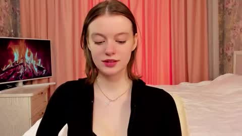 Snapshot of cutiestorm chatting on 02-17-26, 08:22 Mila online show from 02-17-26, 08:22