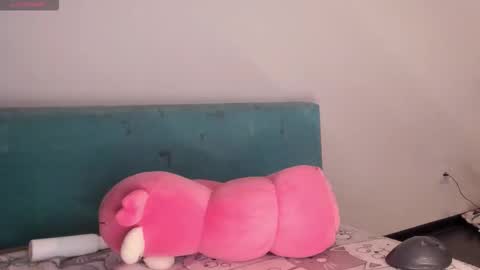 CutieSue online show from 01-17-26, 01:43