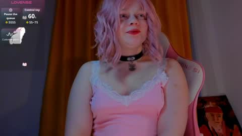 CutieSue online show from 04-10-26, 02:50