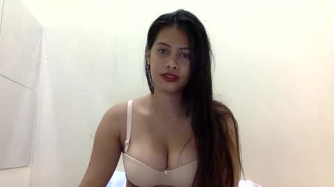 CutieTrina online show from 02-14-25, 01:23