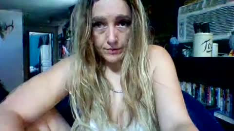cutiiekaylss online show from 07-10-26, 05:04