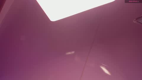 Snapshot of cuttie_blondie_dh chatting on 03-31-26, 11:10 Laura online show from 03-31-26, 11:10