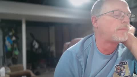 Snapshot of cuuminpussy chatting on 02-04-26, 12:16 cuuminpussy online show from 02-04-26, 12:16