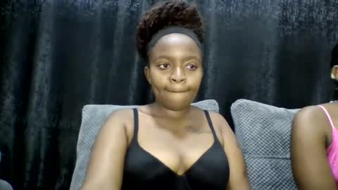 Snapshot of cuvy_babe chatting on 06-20-26, 07:16 cuvy_babe online show from 06-20-26, 07:16