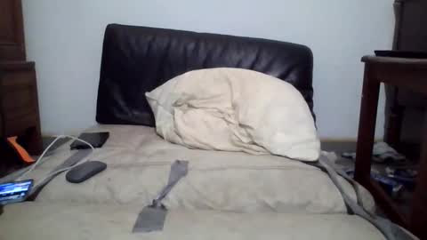 Snapshot of cuyversivan012 chatting on 02-28-26, 01:50 cuyversivan012 online show from 02-28-26, 01:50