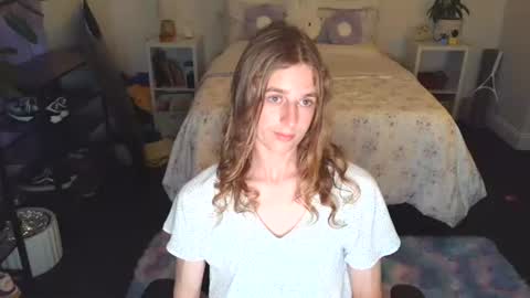 Claire online show from 07-31-26, 03:50