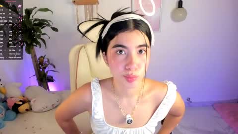 Snapshot of cyber_lizz chatting on 04-07-26, 11:48 Liz online show from 04-07-26, 11:48