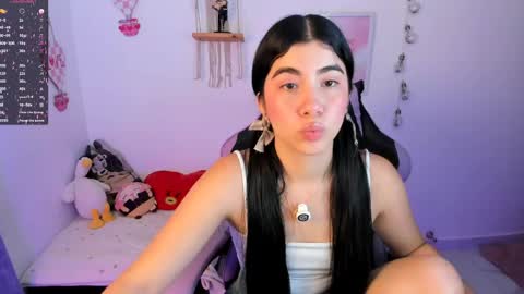 Snapshot of cyber_lizz chatting on 06-05-26, 12:28 Liz online show from 06-05-26, 12:28