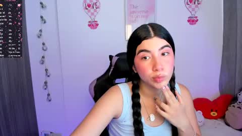 Snapshot of cyber_lizz chatting on 06-11-26, 10:41 Liz online show from 06-11-26, 10:41