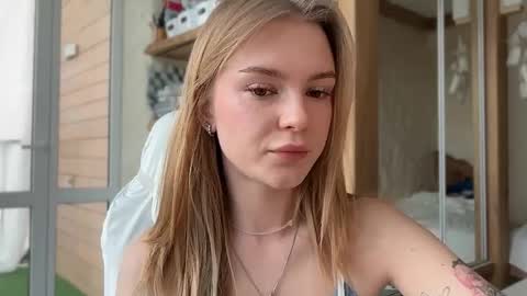 Snapshot of cyberl0ve_ chatting on 04-30-26, 01:28 Im Emi streaming with my friend Reyna today online show from 04-30-26, 01:28