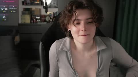 Helen Blossom online show from 04-16-26, 09:39