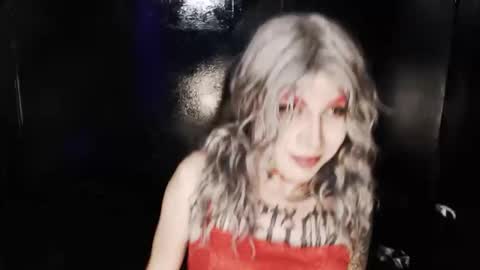 Snapshot of cybertrouble_ chatting on 05-15-26, 10:50 Nikki online show from 05-15-26, 10:50