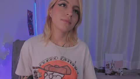  cyber zoe   online show from 04-15-26, 01:23