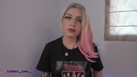  cyber zoe   online show from 07-07-26, 07:51
