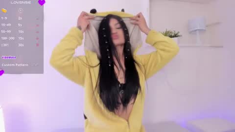 Cylie online show from 03-10-25, 03:45