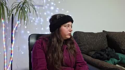 Snapshot of cyndee_winter chatting on 02-03-26, 06:46 Cyndee Winter online show from 02-03-26, 06:46