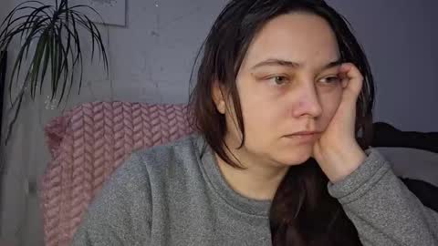 Snapshot of cyndee_winter chatting on 02-06-26, 02:31 Cyndee Winter online show from 02-06-26, 02:31