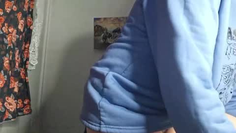 Cyndee Winter online show from 04-11-26, 06:45