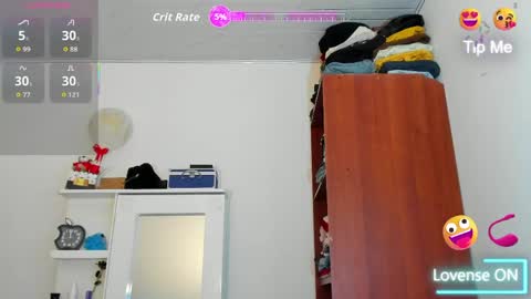 Snapshot of cynthiawatson_ chatting on 05-07-26, 12:10 Cynthia online show from 05-07-26, 12:10