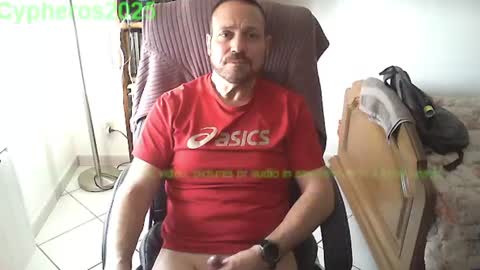 Snapshot of cypheros2025 chatting on 02-20-25, 09:55 Chris online show from 02-20-25, 09:55