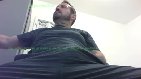 Snapshot of cypheros2025 chatting on 06-09-26, 08:26 Chris online show from 06-09-26, 08:26
