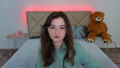 Cyrena online show from 05-09-26, 05:45