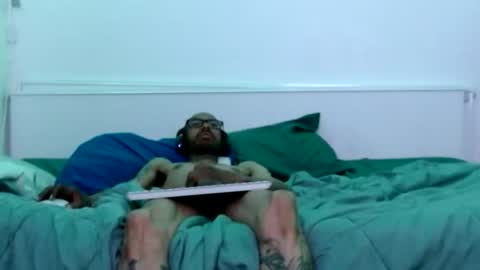 Snapshot of cyrusveal3 chatting on 06-15-26, 11:56 SkinnyTattedGuy online show from 06-15-26, 11:56