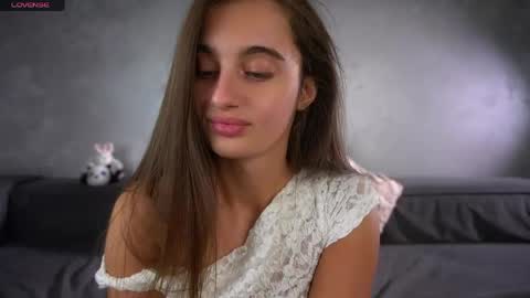 Isabella online show from 05-19-26, 01:00