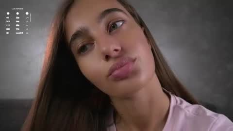 Snapshot of czamabech chatting on 07-18-26, 01:21 Isabella online show from 07-18-26, 01:21
