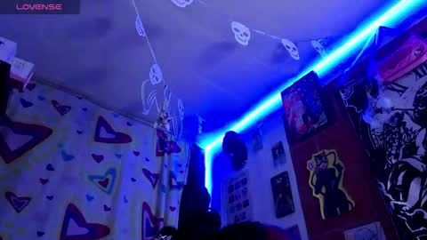 d3m0ny0_0 online show from 10-15-25, 06:02