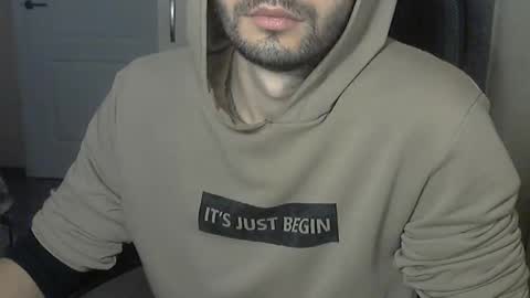 Dolce online show from 11-19-25, 06:13