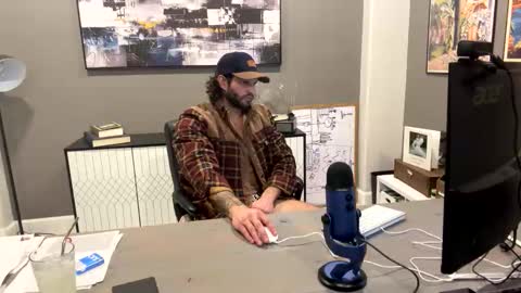 Snapshot of d_michael12 chatting on 02-25-26, 04:11 David Michael online show from 02-25-26, 04:11