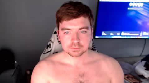 Snapshot of d_surman1994 chatting on 06-08-26, 03:45 d_surman1994 online show from 06-08-26, 03:45