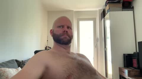 Snapshot of da_flows chatting on 07-16-26, 12:33 da_flows online show from 07-16-26, 12:33
