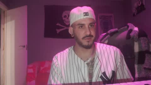 Snapshot of dabirdfree chatting on 09-26-25, 09:52 Destroyer online show from 09-26-25, 09:52