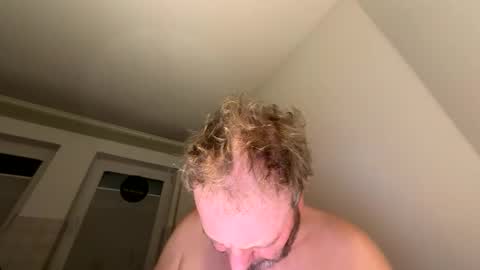 dachdecker7269 online show from 02-10-26, 05:33