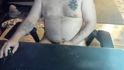 Snapshot of dadbodfatrod chatting on 02-23-25, 10:53 Daddy online show from 02-23-25, 10:53