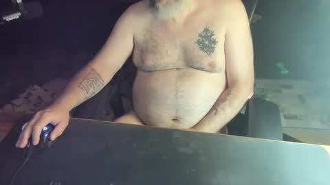 Snapshot of dadbodfatrod chatting on 09-21-25, 11:50 Daddy online show from 09-21-25, 11:50