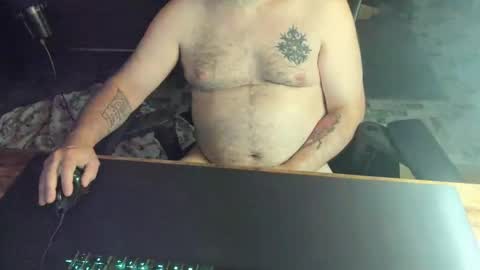 Snapshot of dadbodfatrod chatting on 10-05-25, 03:10 Daddy online show from 10-05-25, 03:10