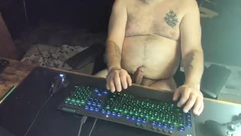 Snapshot of dadbodfatrod chatting on 11-05-25, 11:27 Daddy online show from 11-05-25, 11:27