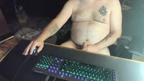 Snapshot of dadbodfatrod chatting on 11-08-25, 04:40 Daddy online show from 11-08-25, 04:40