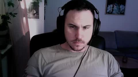 Snapshot of dadbodstephen chatting on 01-05-25, 04:48 DadBodStephen online show from 01-05-25, 04:48