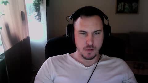 Snapshot of dadbodstephen chatting on 02-09-25, 11:36 DadBodStephen online show from 02-09-25, 11:36