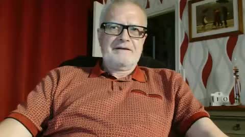 Brian ... online show from 09-10-25, 07:58