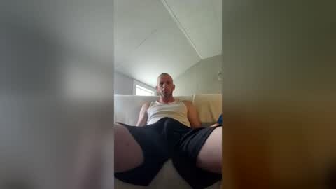 Snapshot of daddo1477 chatting on 08-02-26, 12:58 daddo1477 online show from 08-02-26, 12:58