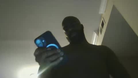 Snapshot of daddybbc52 chatting on 04-04-26, 04:04 Rashaudrodz.. online show from 04-04-26, 04:04