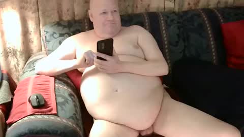 Snapshot of daddycubbyhubby chatting on 02-18-25, 03:21 Daddy online show from 02-18-25, 03:21