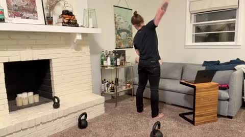 Snapshot of daddydaydrinkz chatting on 12-31-24, 05:22 DaddydayDrinkz online show from 12-31-24, 05:22