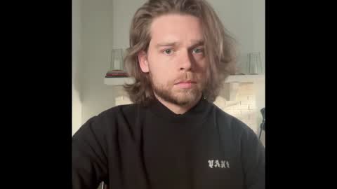 Snapshot of daddydaydrinkz chatting on 01-17-25, 09:28 DaddydayDrinkz online show from 01-17-25, 09:28